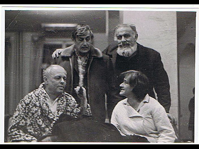 Андрей Сахаров, Виктор Некрасов, Лев Копелев, Елена Боннер, Москва, 1973 Андрей Сахаров, Виктор Некрасов, Лев Копелев, Елена Боннер, Москва, 1973