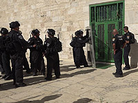 Беспорядки на Храмовой горе. Четверо полицейских ранены, 24 араба задержаны Беспорядки на Храмовой горе. Четверо полицейских ранены, 24 араба задержаны