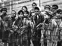 Концлагерь в Польше, 1945 год Концлагерь в Польше, 1945 год