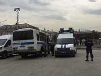 В Москве начались задержания В Москве начались задержания