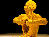 Крупнейшая в мире выставка LEGO The Art of the Brick приезжает в Израиль Крупнейшая в мире выставка LEGO The Art of the Brick приезжает в Израиль