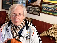 Умер уникальный футбольный тренер, чье имя включено в Книгу рекордов Гиннеса Умер уникальный футбольный тренер, чье имя включено в Книгу рекордов Гиннеса