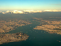 Вид на Босфорский пролив Вид на Босфорский пролив