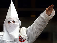 В Ку-Клукс-Клан начали принимать евреев и темнокожих В Ку-Клукс-Клан начали принимать евреев и темнокожих