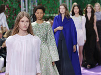 Софья Мечетнер на показе коллекции Dior в Париже. 6 июля 2015 года Софья Мечетнер на показе коллекции Dior в Париже. 6 июля 2015 года