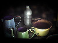 В музее Освенцима в двойном дне кружки обнаружены золотые изделия В музее Освенцима в двойном дне кружки обнаружены золотые изделия