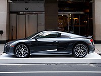 Суперкар Audi R8 нового поколения прибыл в Израиль Суперкар Audi R8 нового поколения прибыл в Израиль