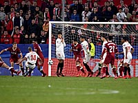 Проигрывая 0:3, "Севилья" сыграла вничью с "Ливерпулем" Проигрывая 0:3, "Севилья" сыграла вничью с "Ливерпулем"