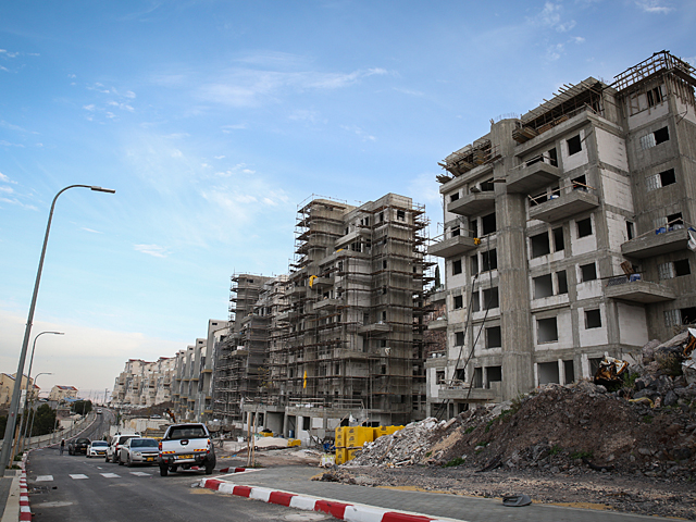 В Кирьят-Яме, Пардес-Хане, Бейт-Шемеше и Кирьят-Гате построят жилье по льготным ценам