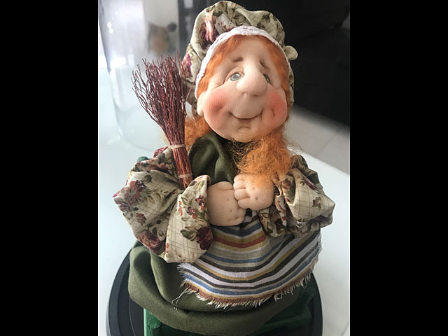 "Завтрак у куклы Тиффани": продажа авторских кукол в Тель-Авиве  