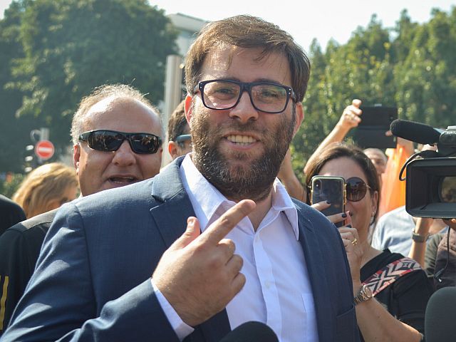 "Кипа": Орен Хазан напал на сотрудника муниципалитета Ариэля