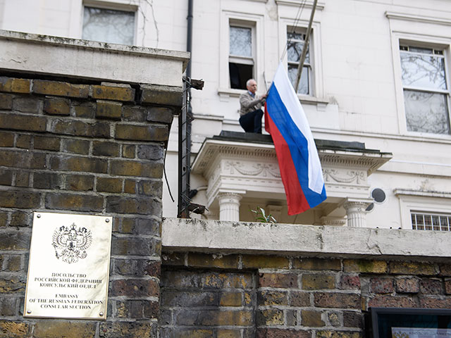 Российское посольство в Лондоне, 14 марта 2018 года  