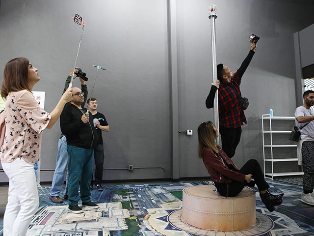 В Калифорнии открылся первый в мире музей селфи