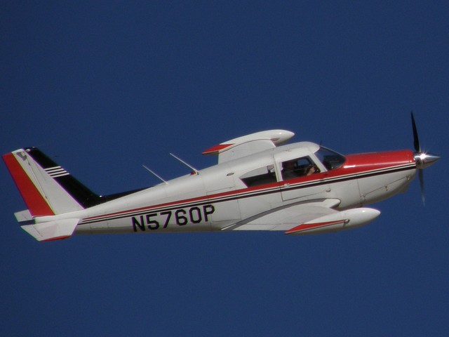 Самолет Piper PA-24