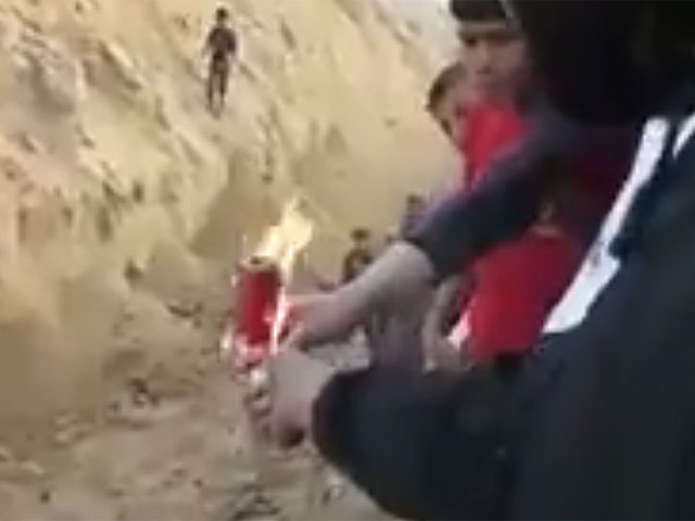 Очередной воздушный змей-поджигатель из Газы приземлился на израильском поле  