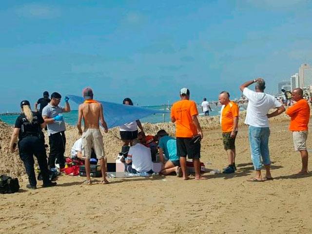 В море возле Тель-Авива утонул мужчина