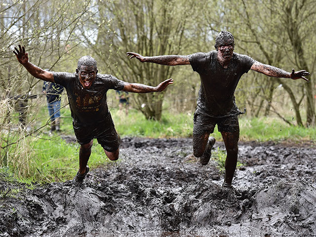 Mud Madness: грязная гонка для бесстрашных