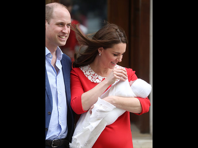 Уильям и Кейт представили миру новорожденного сына