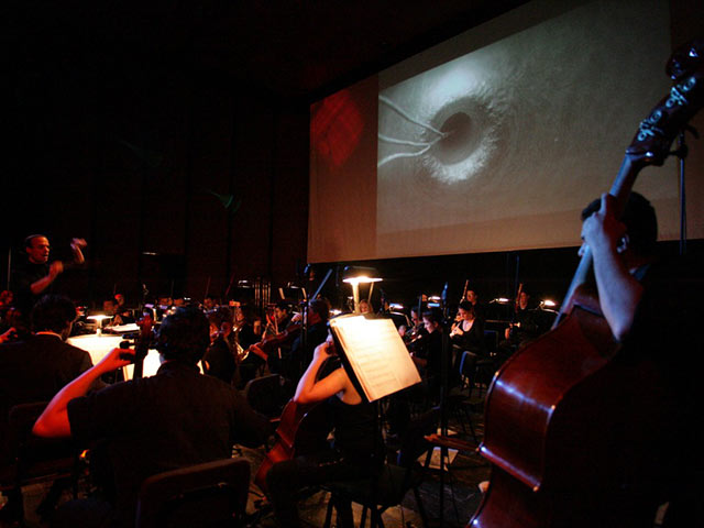 "Оркестр и кино": музыка и анимация на сцене Израильской оперы  