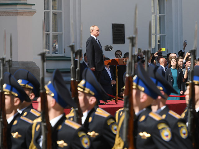 Владимир Путин на репетиции парада. 7 мая 2018 года