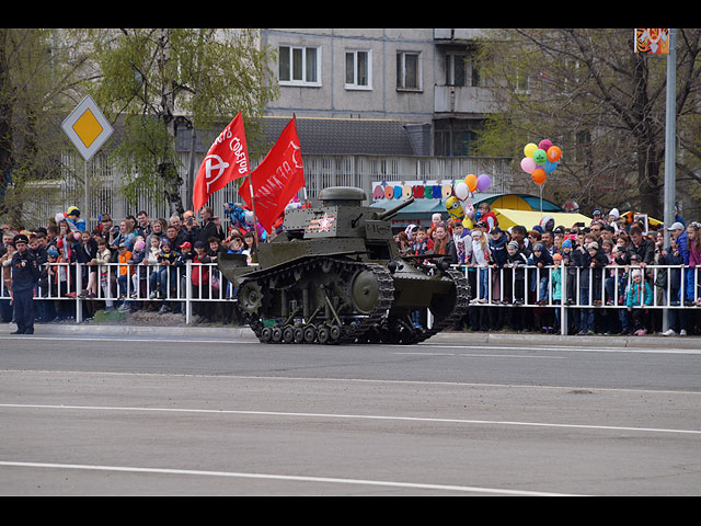 Парады победы в России