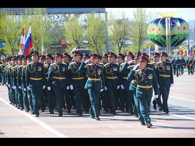 Парады победы в России