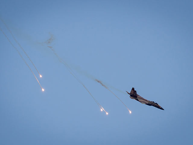 Минобороны России заявило, что сирийские ПВО сбили более половины израильских ракет  