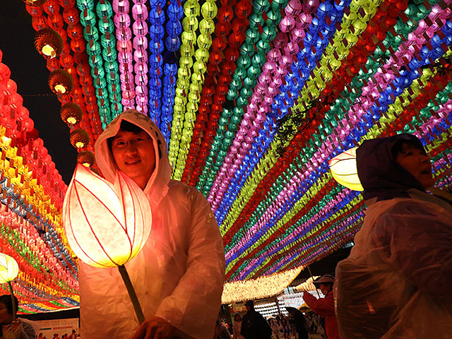 День рождения Будды: фестиваль огней в Сеуле