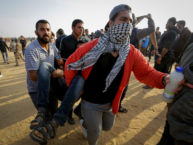 Минздрав Газы: не менее 25 убитых на границе, около 1000 раненых  