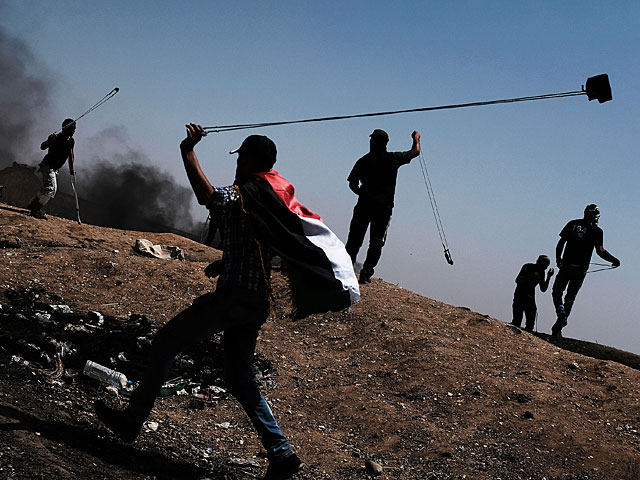 "Великое шествие" на границе Газы: десятки убитых, тысячи пострадавших  