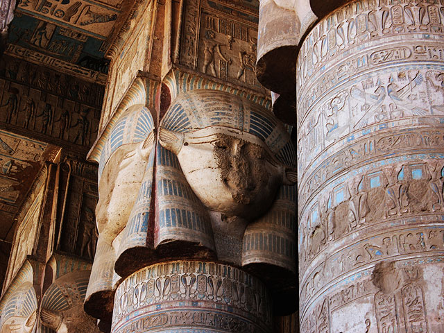 Храм богини Хатхор, Египет  