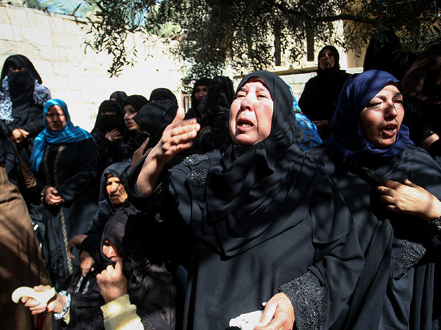 ХАМАС сорвал митинг памяти о Разан ан-Наджар: ее семья &#8211; сторонники ФАТХа  