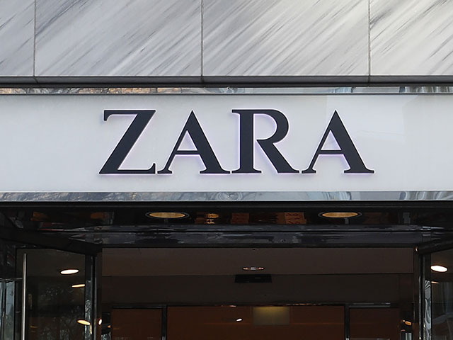 Скандал с "русскими дурами": Zara проверит поведение персонала в филиале в Раанане  