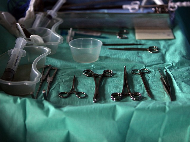     Законопроект: страхование ответственности моэлей, выполняющих обряд обрезания