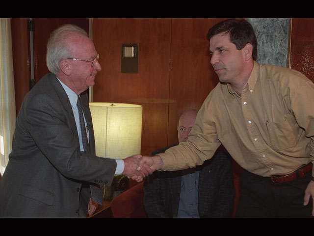 Ицхак Рабин и Гонен Сегев, 1994 год