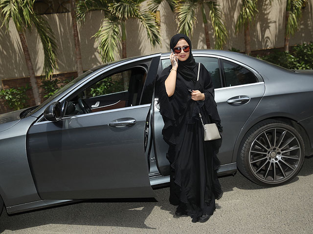 Первые саудовские водительницы: начало новой эры в королевстве