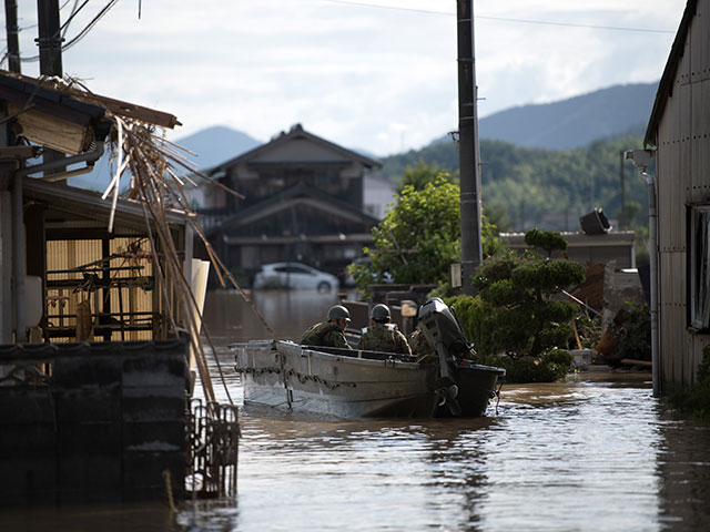 Наводнения в Японии, множество погибших