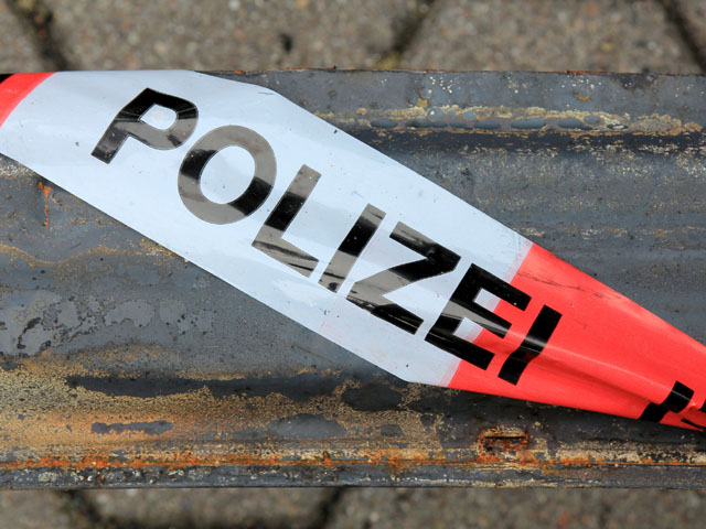 На севере Германии преступник, вооруженный ножом, атаковал пассажиров автобуса