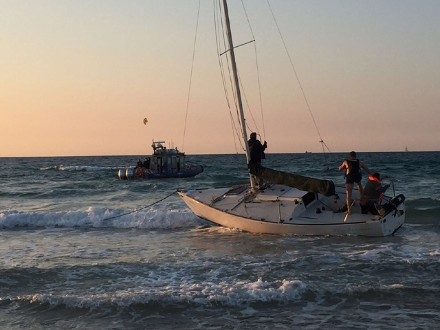 Пропал житель Нацерета, спасший тонувшего мужчину на одном из пляжей Хайфы