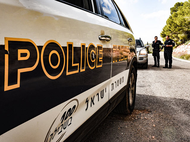 В Реховоте задержан подросток по подозрению в поджоге патрульного автомобиля полиции  