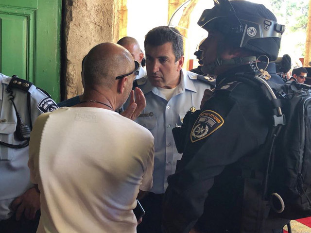 Йорам Галеви отдал сотрудникам полиции приказ войти в мечеть Аль-Акса