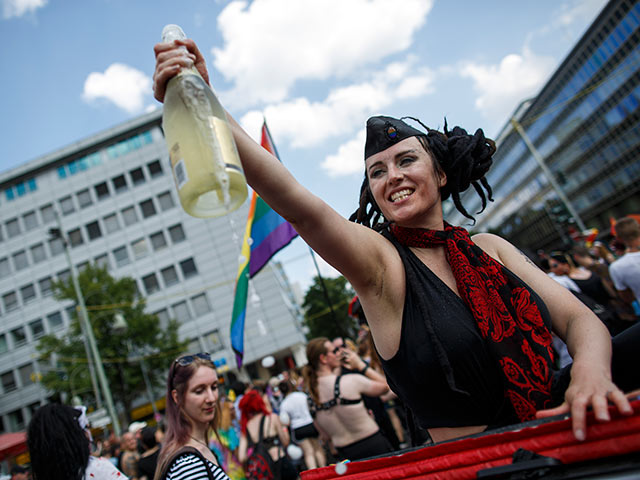 Christopher Street Day: юбилейный парад в Берлине  