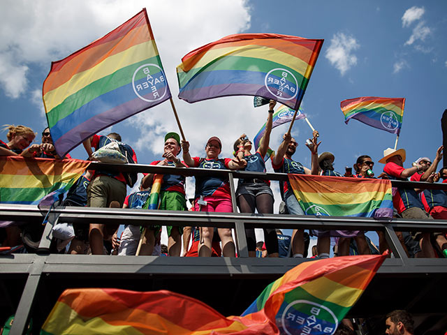 Christopher Street Day: юбилейный парад в Берлине  