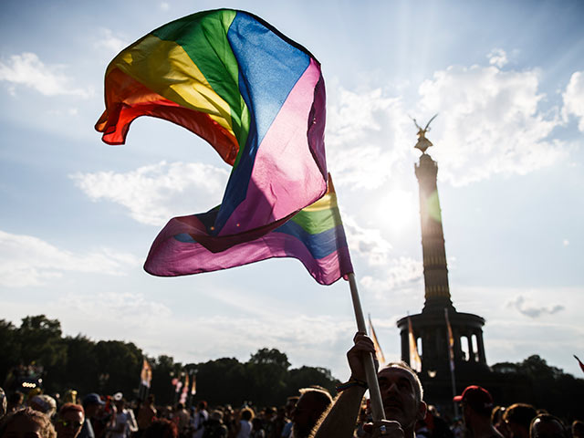 Christopher Street Day: юбилейный парад в Берлине  