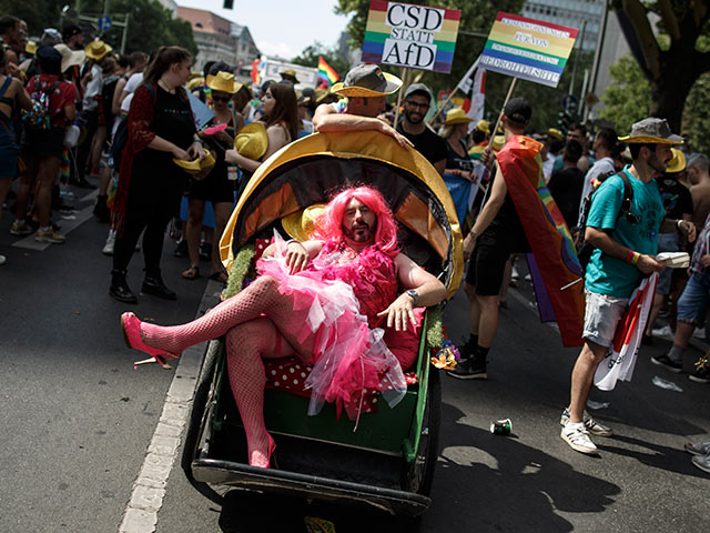 Christopher Street Day: юбилейный парад в Берлине  