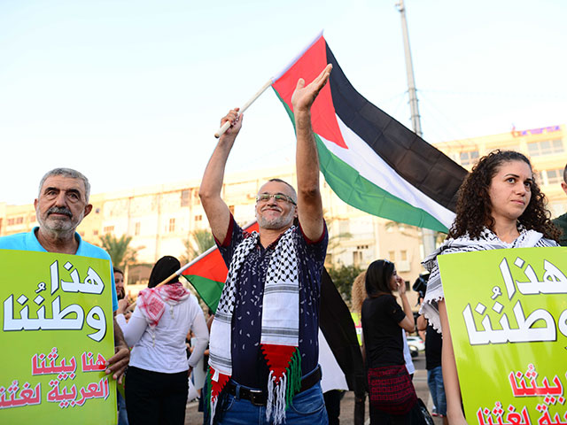 Демонстрация на площади Рабина, 11 августа 2018 года