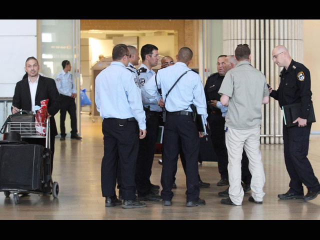 ШАБАК извинился за задержание в аэропорту "левого" журналиста из США