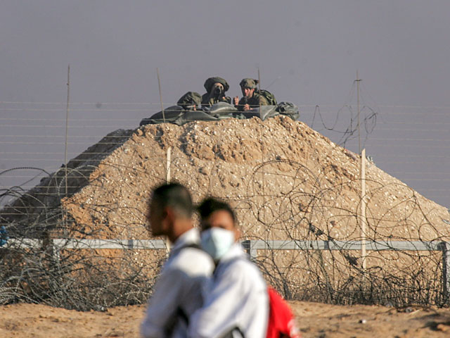 Палестинские СМИ: солдаты ЦАХАЛа обстреляли группу арабской молодежи на юге Газы