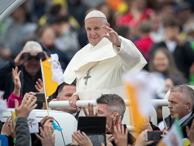 Папа римский Франциск в Феникс-парке, Дублин. 26 августа 2018 года