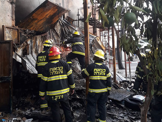 На месте пожара в Яффо. 2 сентября 2018 года